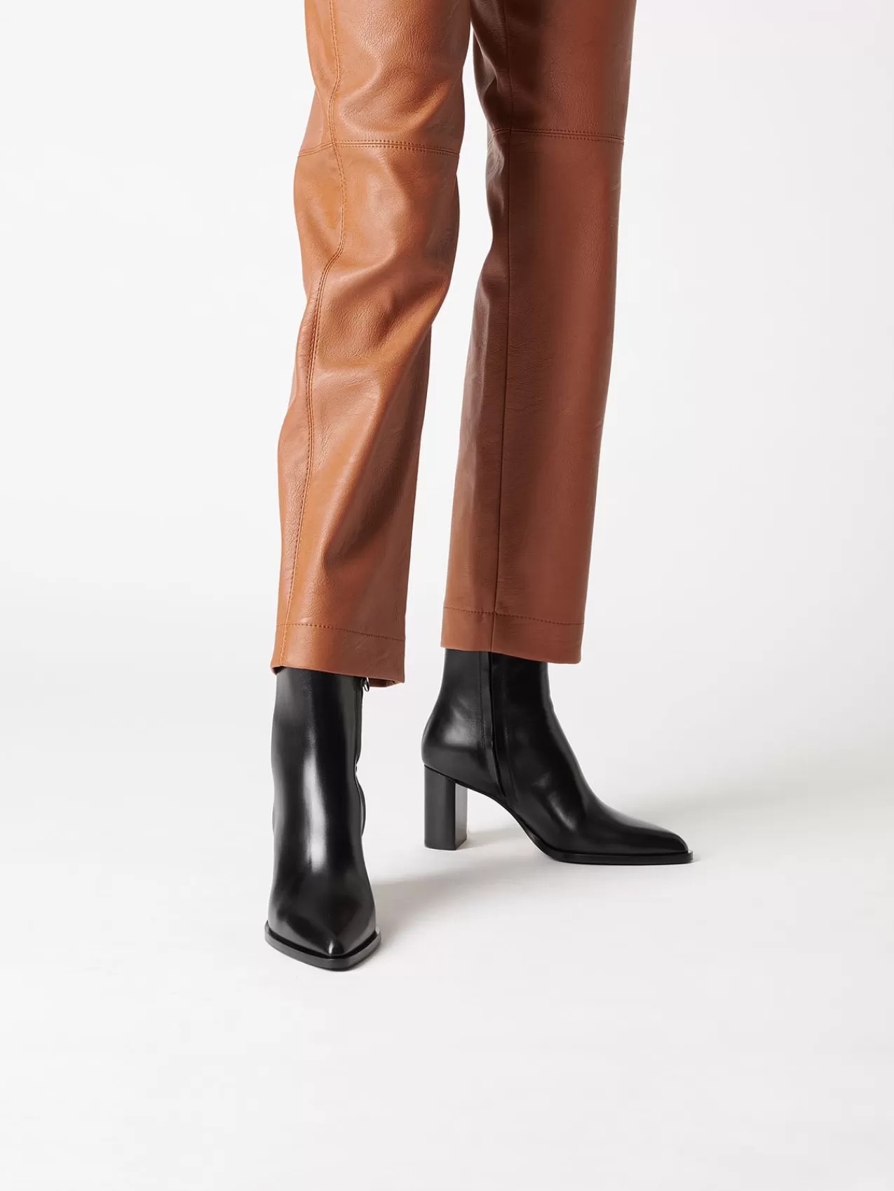 Flash Sale Gloria Donne Stivaletti